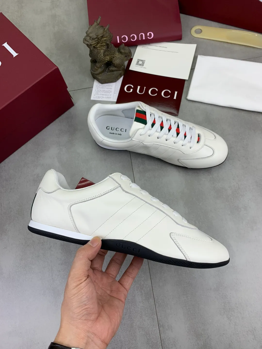 Men's shoes 💰P542 💰[New model] 🆘 The latest model from Gucci's official website 🎁Classic casual and fashionable men's shoes 👟Breaking hot model 💥The style is simple and elegant, exclusive for trendy men. Unique official website's latest brand elements 👑Gucci original decoration, fashionable and generous, the fabric is made of original soft calfskin➕Comfortable soft pigskin lining ✅The official website specifies wear-resistant rubber outsole_full of elasticity, classic model taken in real life🎬Color: 5️⃣colors available😍Number: 35-44